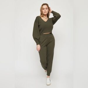 Dynamite Olive Green Knit Joggers